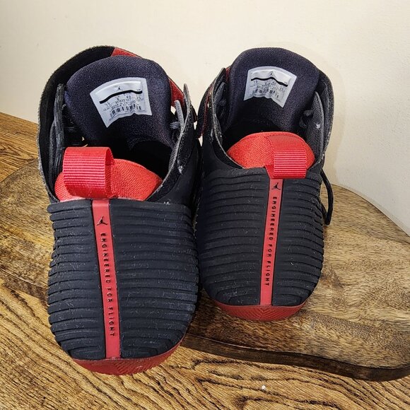 NIKE Air Jordan Why Not? Zer0.1 Black and Reds - Picture 10 of 11